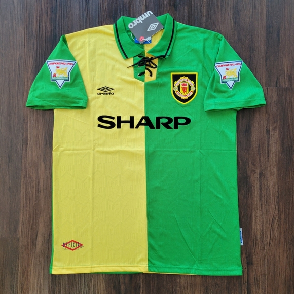 Eric Cantona Manchester United New Men's Retro Vintage Umbro Soccer Jersey - Picture 1 of 12